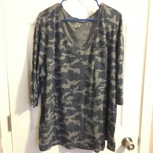 Blue camo t-shirt